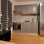 Apartmensts Arsen 928 풀라