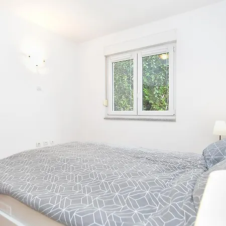 Apartmensts Arsen 928