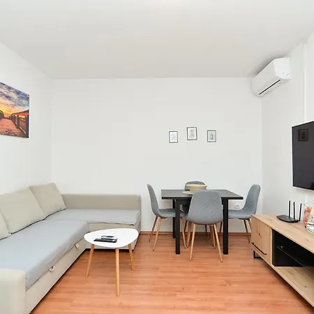 Apartment Apartmensts Arsen 928