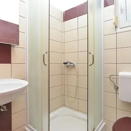 Apartmensts Arsen 928 *