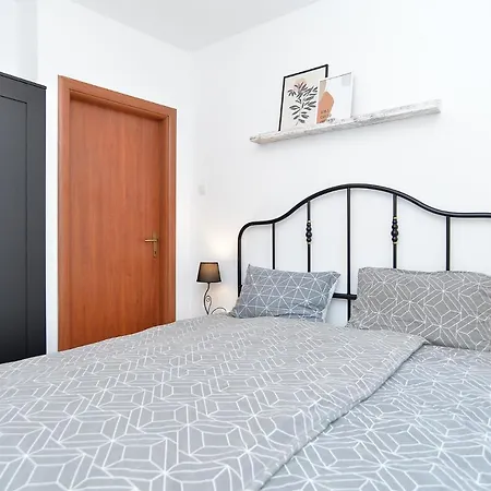 Apartmensts Arsen 928 * Pula