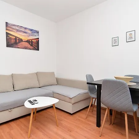 Appartement Apartmensts Arsen 928