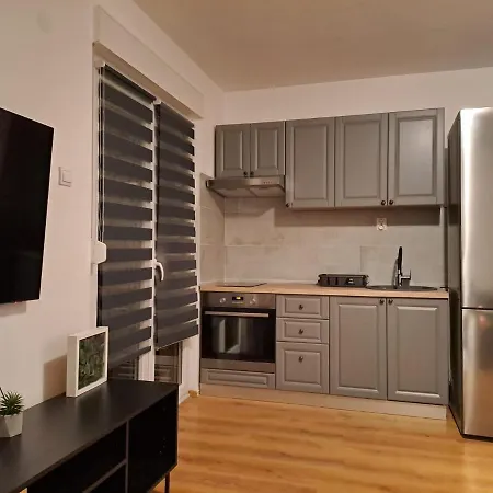 Apartment Apartmensts Arsen 928 Pula