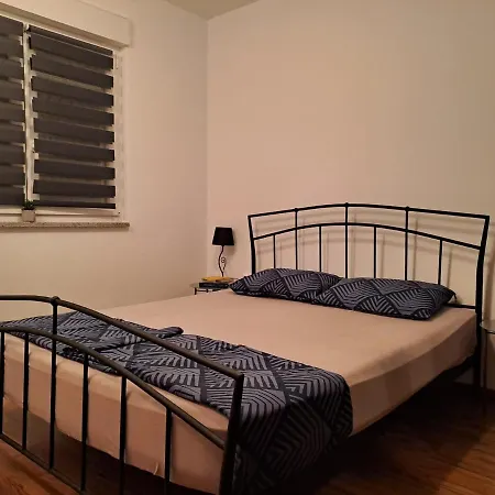 Apartment Apartmensts Arsen 928 Pula