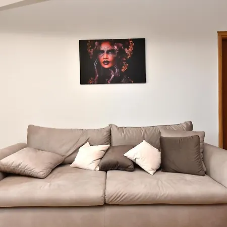 Apartmensts Arsen 928 *
