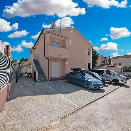 Apartment Apartmensts Arsen 928