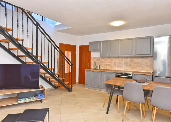 Apartmensts Arsen 928 아파트 *