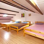 Apartmensts Arsen 928 Pula