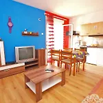 Apartmensts Arsen 928