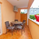 Apartmensts Arsen 928 *