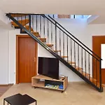 Apartmensts Arsen 928 Lägenhet *