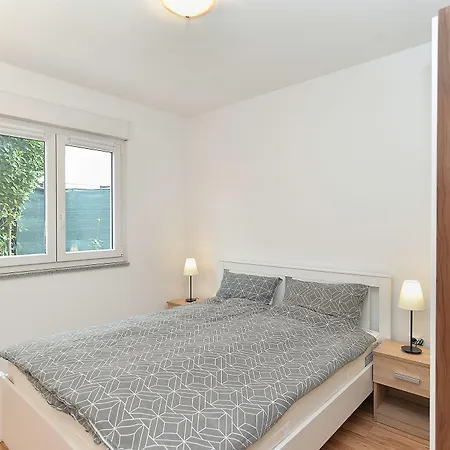 Apartmensts Arsen 928 Apartment