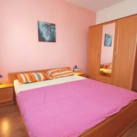 Apartmensts Arsen 928