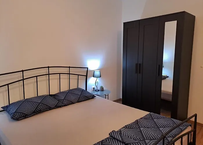 아파트 Apartmensts Arsen 928