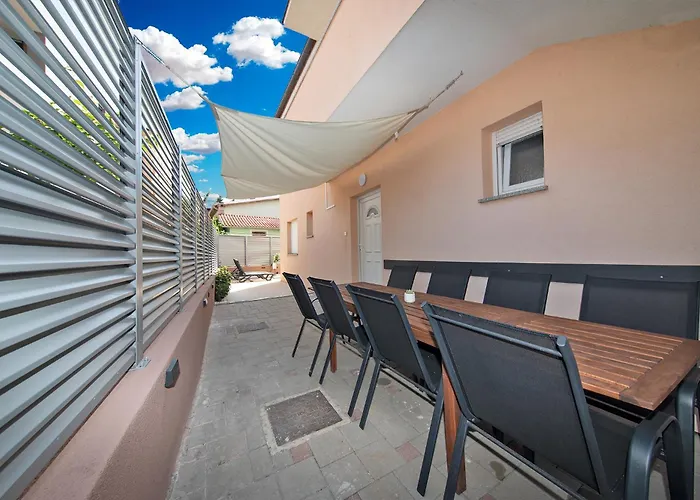 Apartmensts Arsen 928 아파트 *
