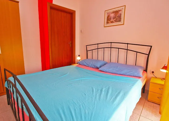 Apartmensts Arsen 928 아파트