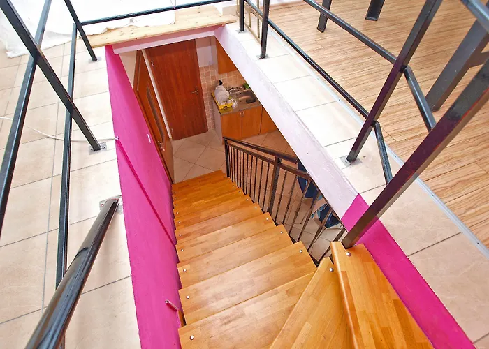 아파트 Apartmensts Arsen 928