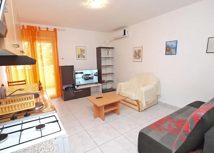 Apartmensts Arsen 928 풀라