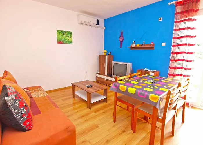 Apartmensts Arsen 928 아파트