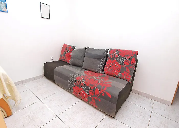 Apartmensts Arsen 928 아파트 풀라